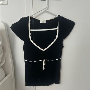 Wilfred Cute Black Top with White Trim